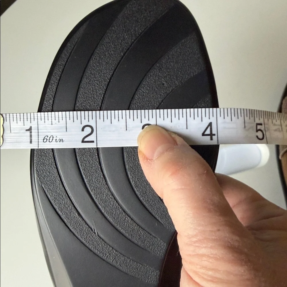 SAS capri strap